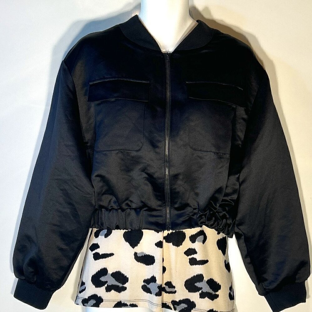 Madden SZ XL Black waisted cropped zip front jacket staple modern edgy